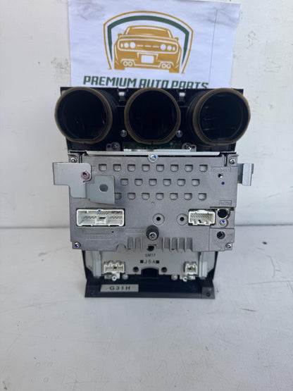 2005  GG Stereo Facia