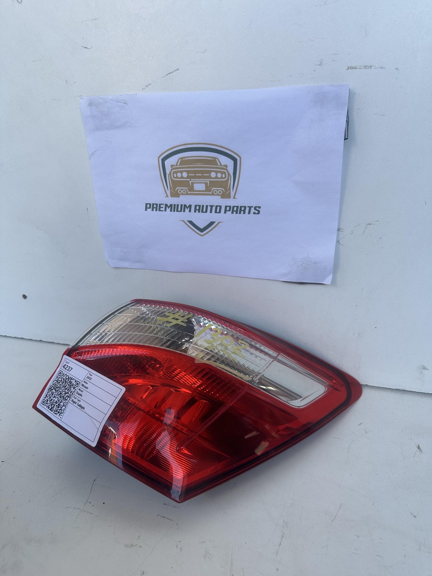 2012   Right Taillight