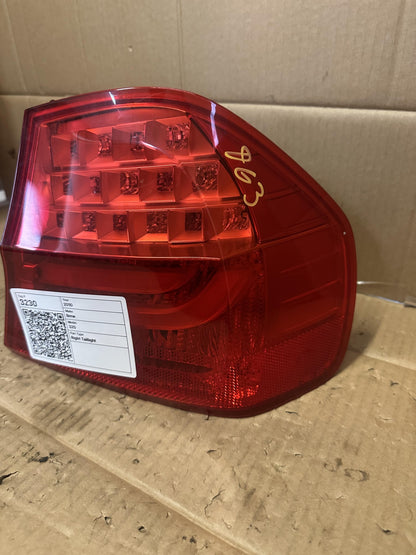 2010   Right Taillight