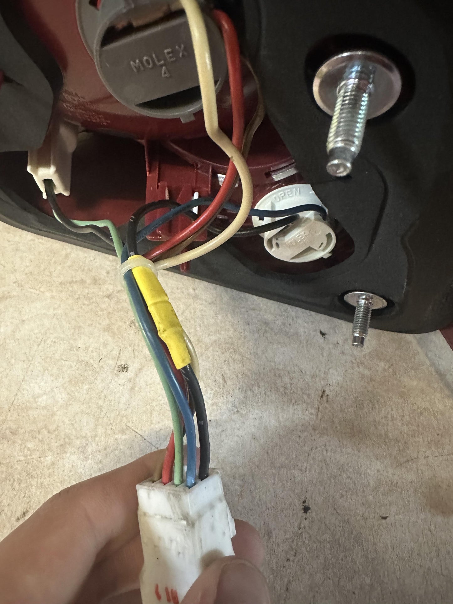 2010  Commodore Left Taillight