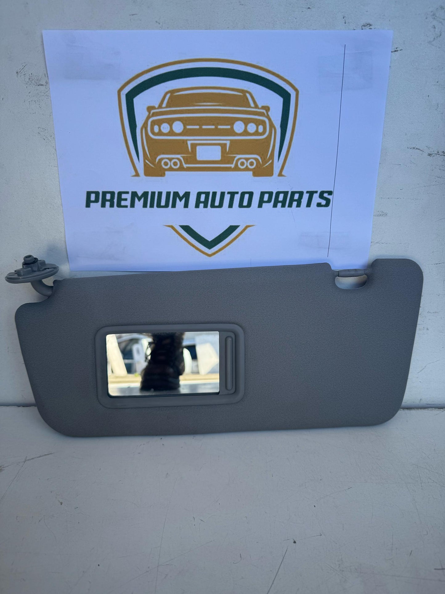 2004   Left Sun Visor