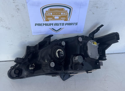 2013  V50 Right Headlight