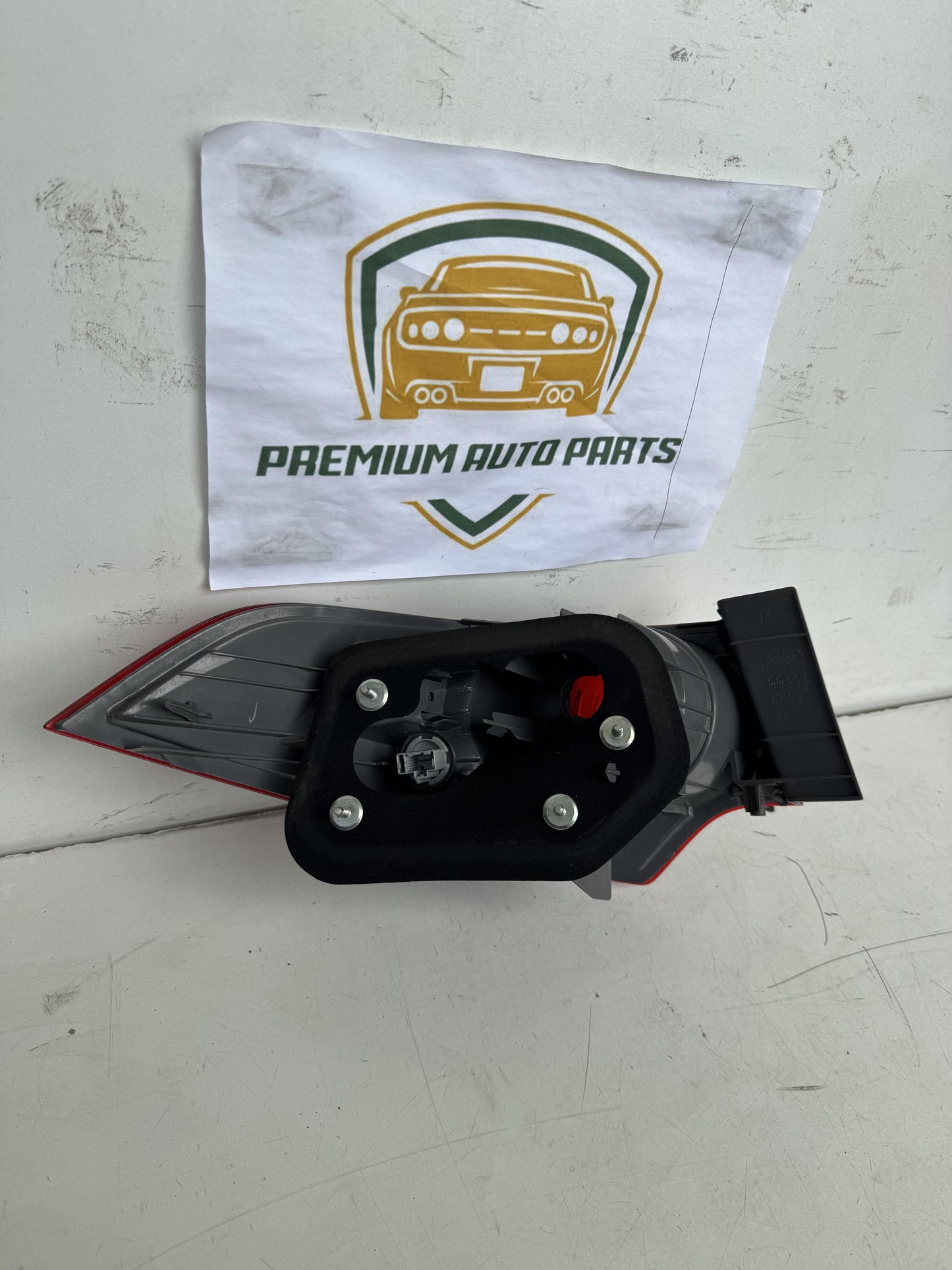 2009   Right Taillight