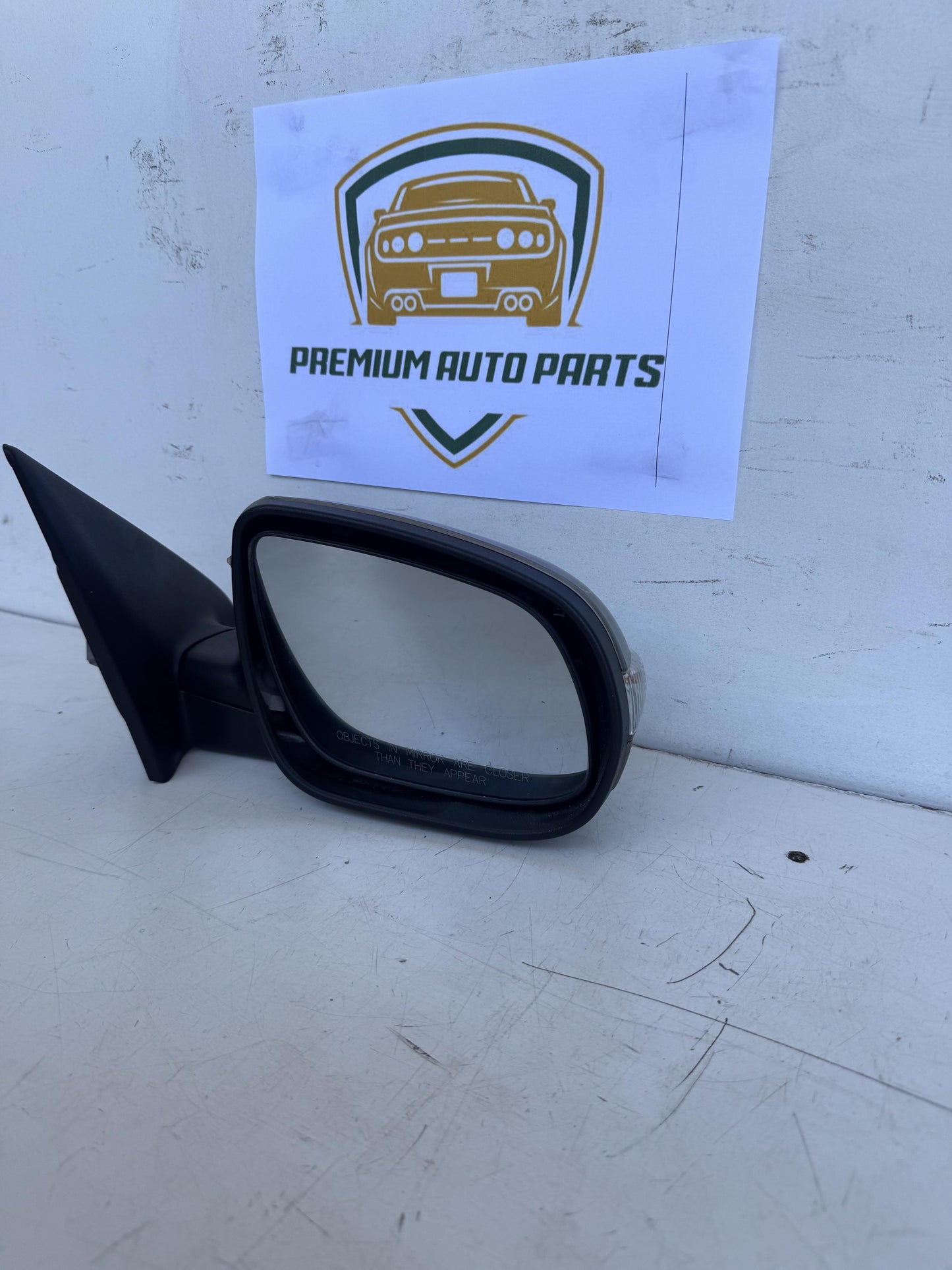 2010  TD Right Door Mirror