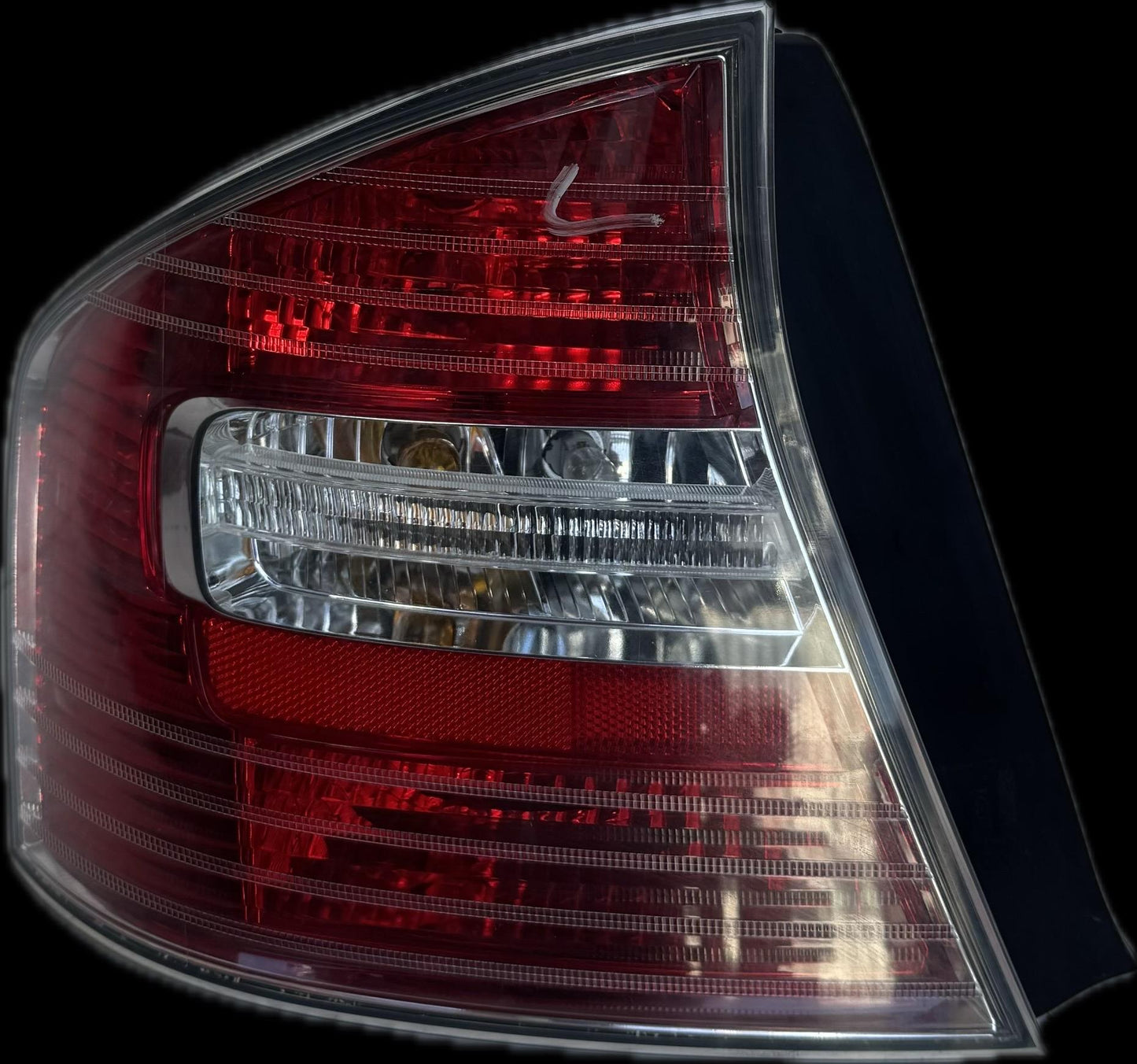 2006   Left Taillight