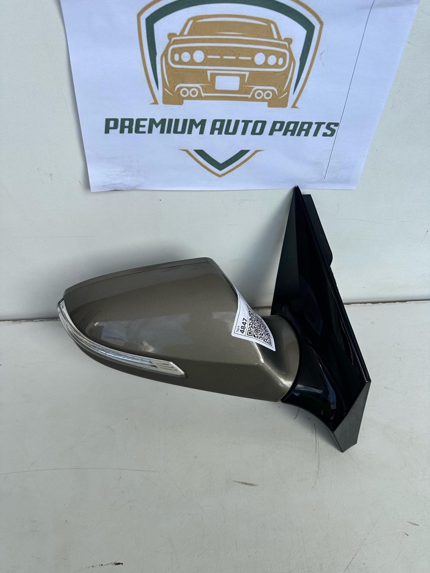 2013 Hyundai i40 VF Right Door Mirror