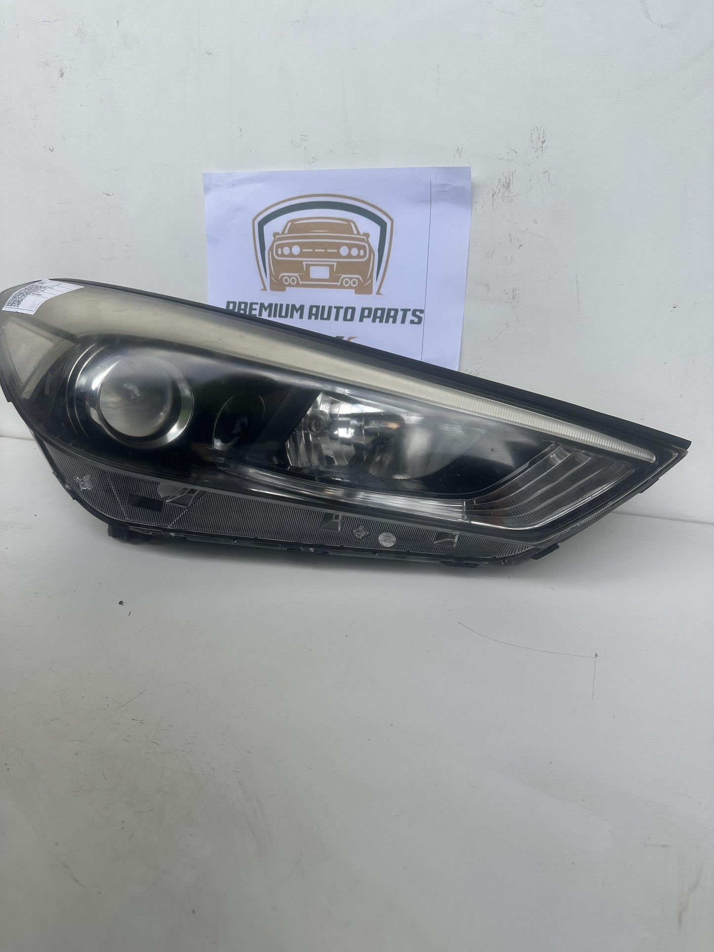 2016  TL Right Headlight