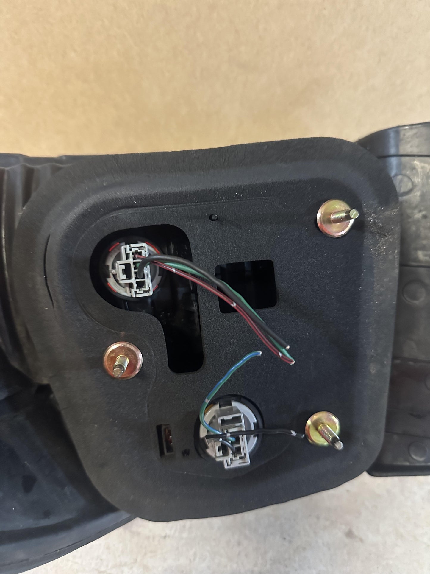 2001   Left Taillight