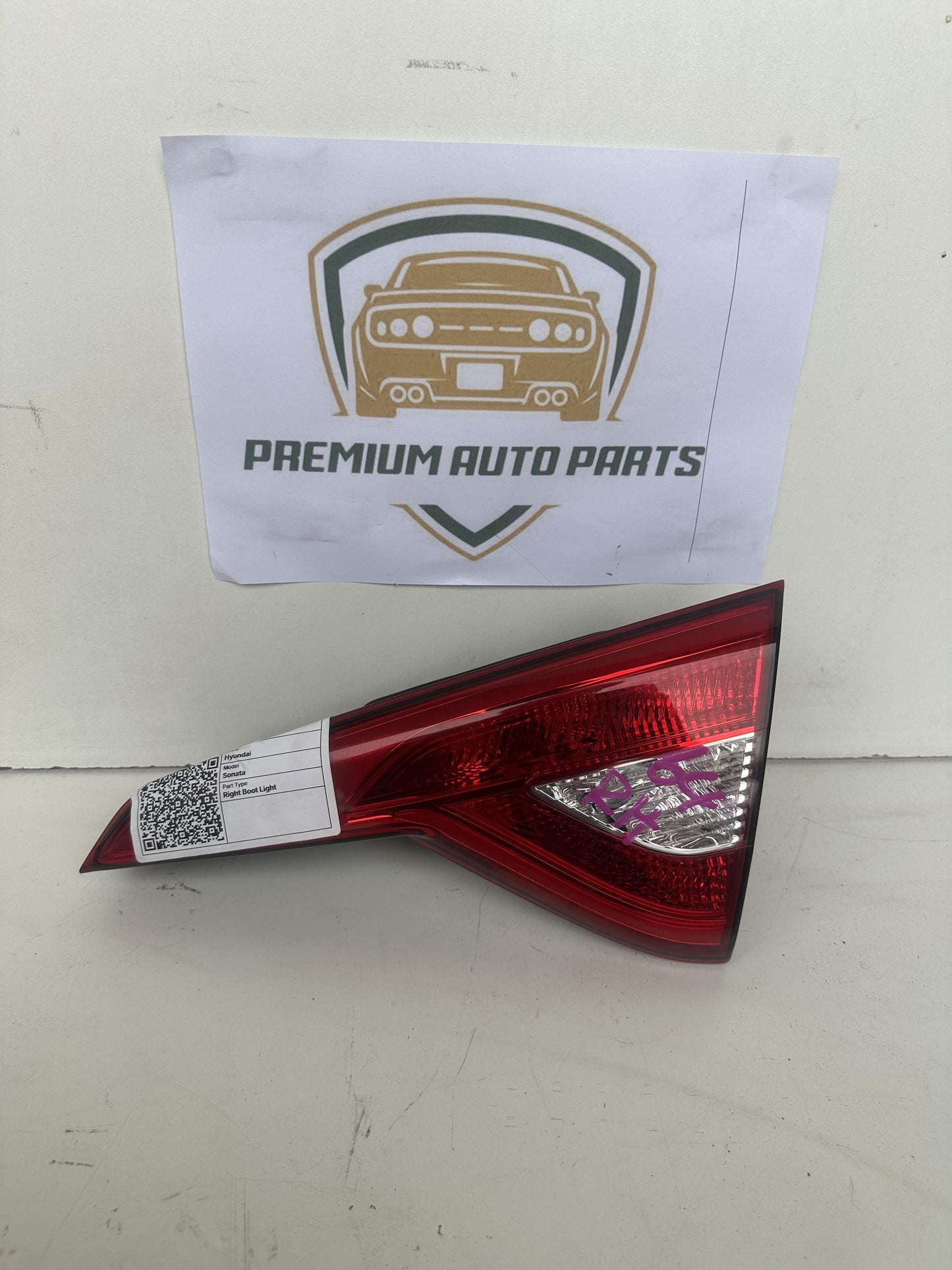 2016  LF Right Boot Light