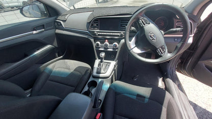 2019 Hyundai Elantra  Sedan 
Hyundai
Elantra