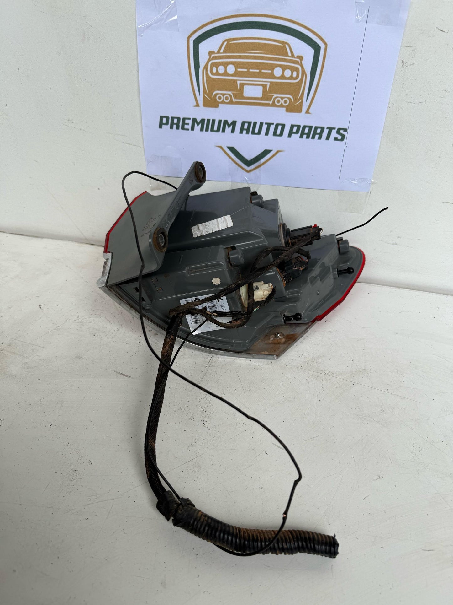2018 Jeep Grand Cherokee Left Taillight