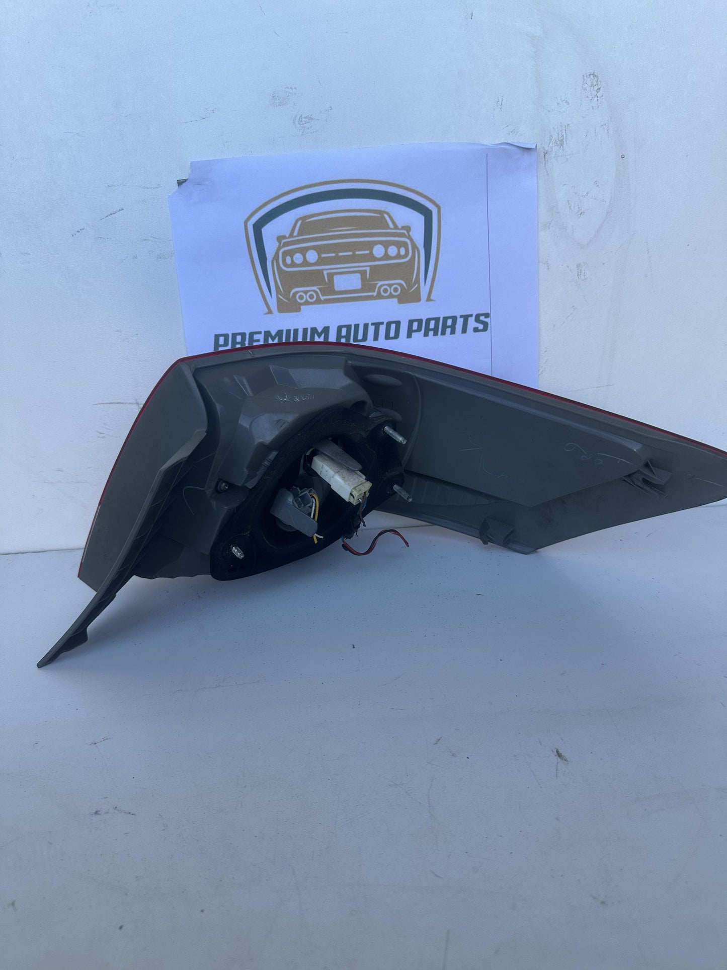 2007  V40 Right Taillight