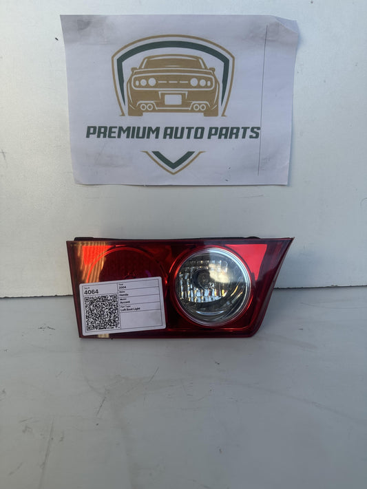 2004   Left Boot Light