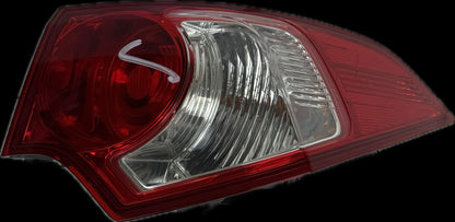 2009   Right Taillight