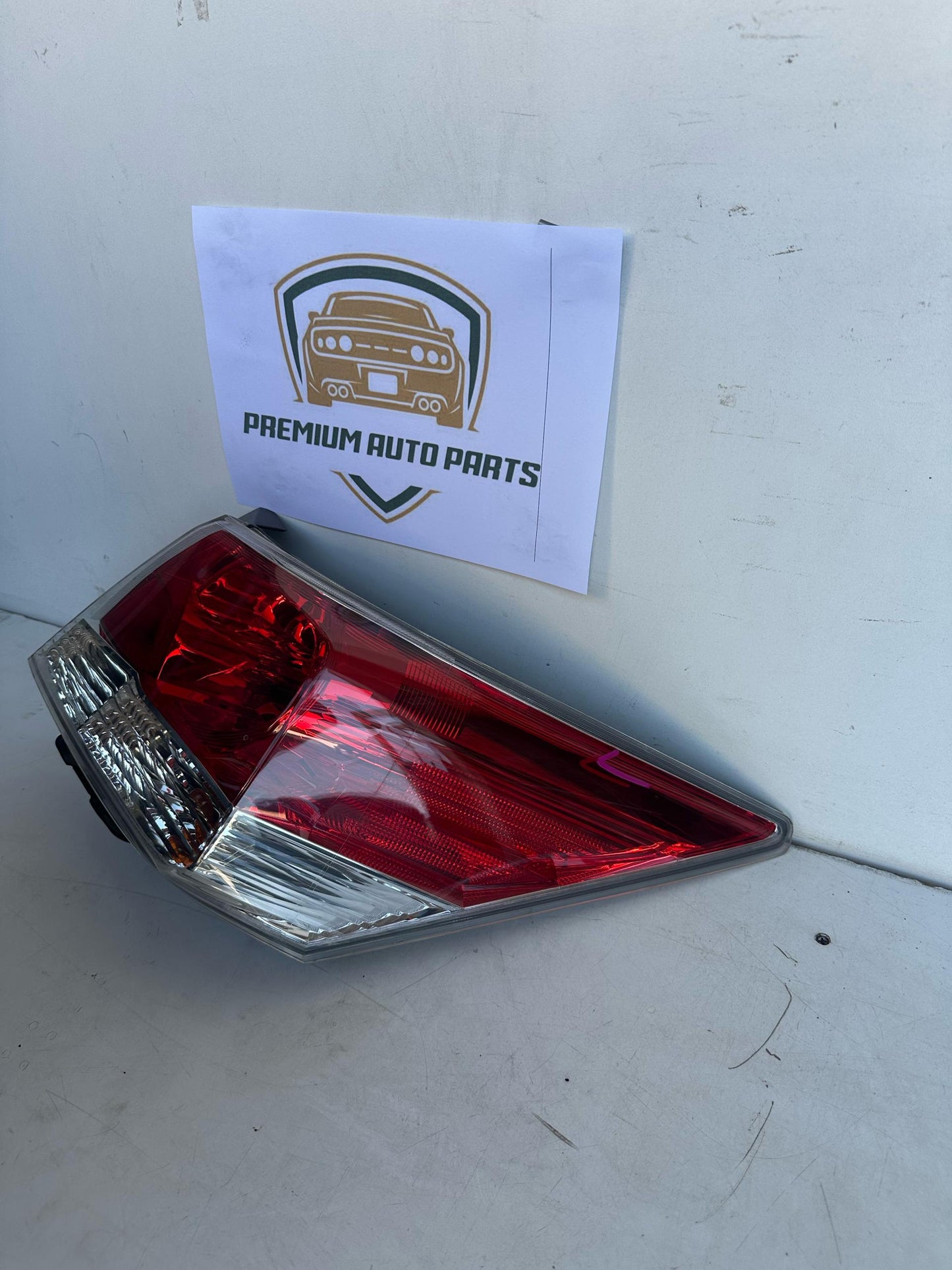 2009 Honda Accord Right Taillight