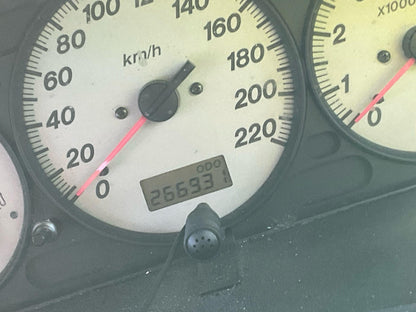 Mazda 
323