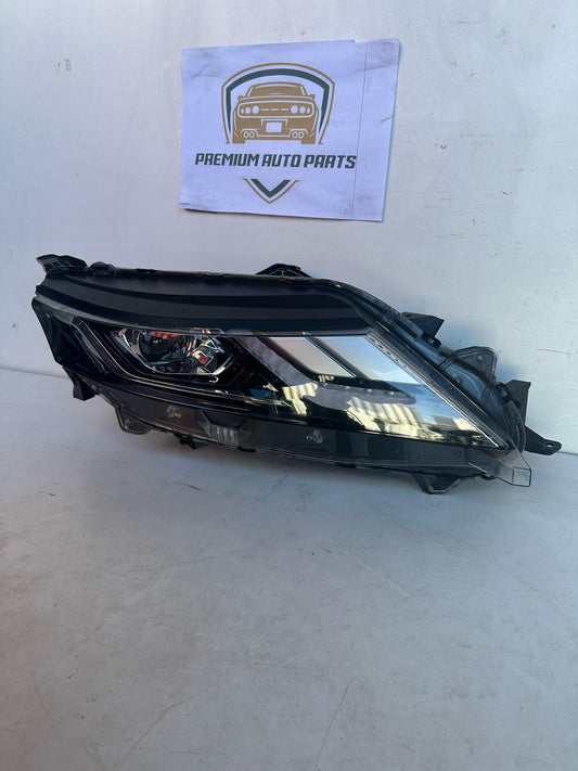 2022 Mitsubishi Triton KL Right Headlight