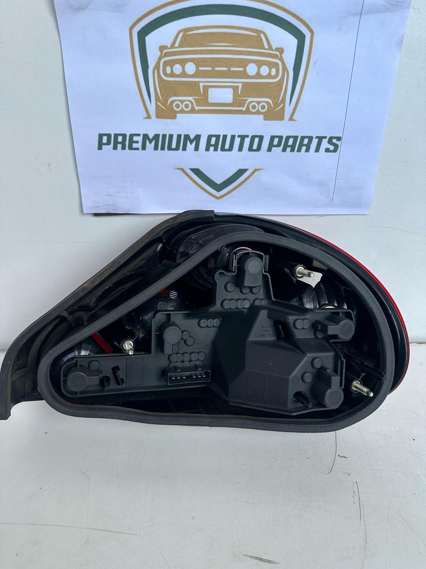 2007 Jaguar X-Type Left Taillight