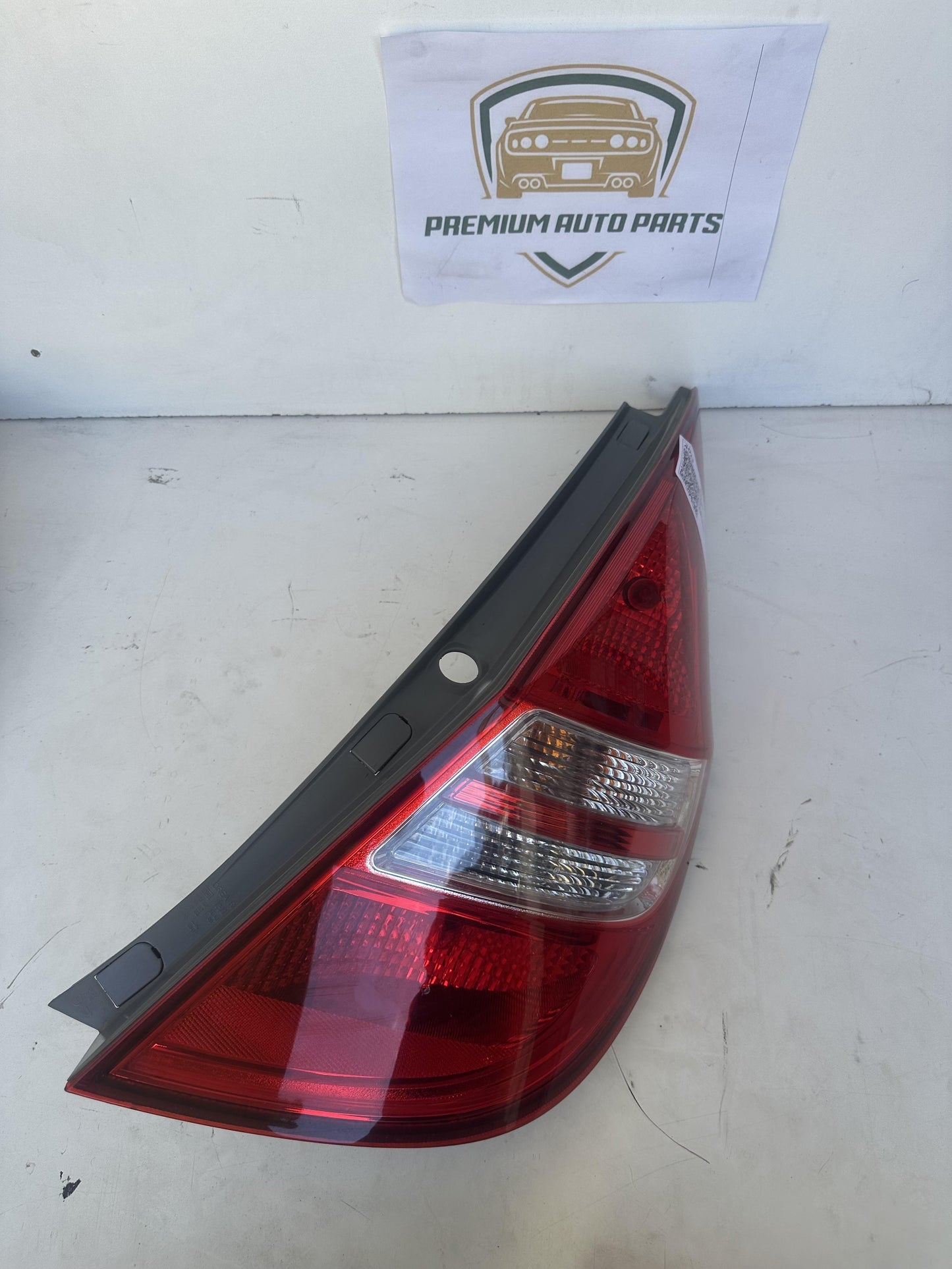 2011  GL(Middle-low grade) Right Taillight
