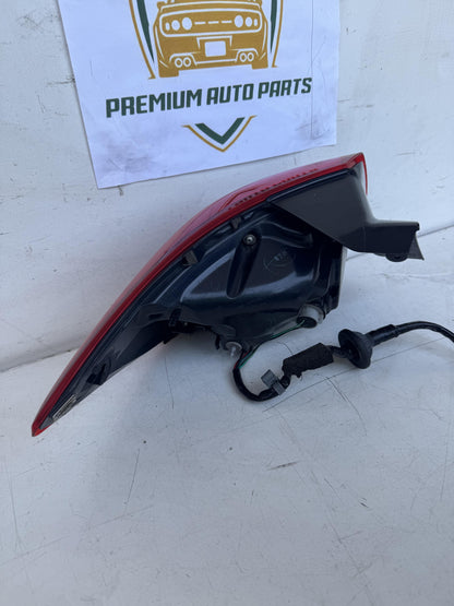 2015   Right Taillight