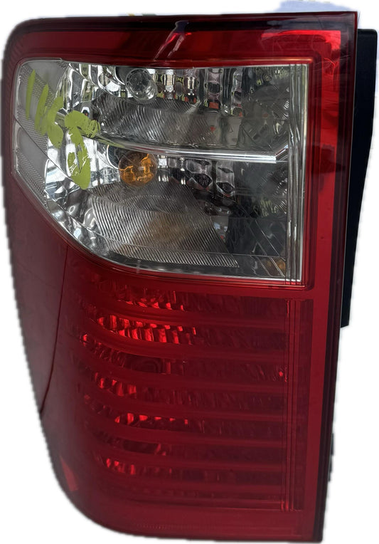 2009 Kia Grand Carnival Left Taillight