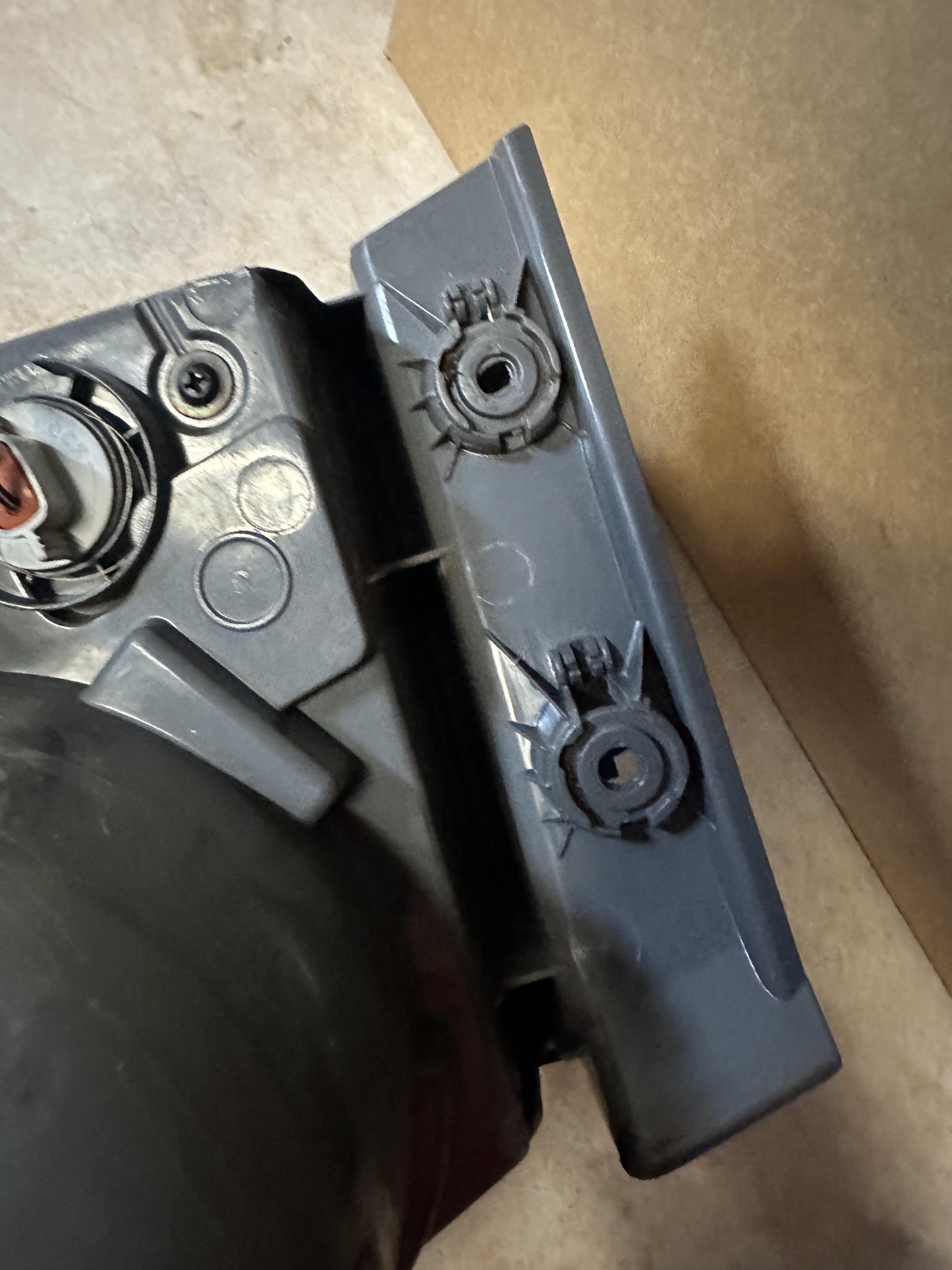 2014  Cruze Left Taillight