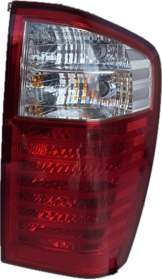 2009 Kia Grand Carnival Right Taillight