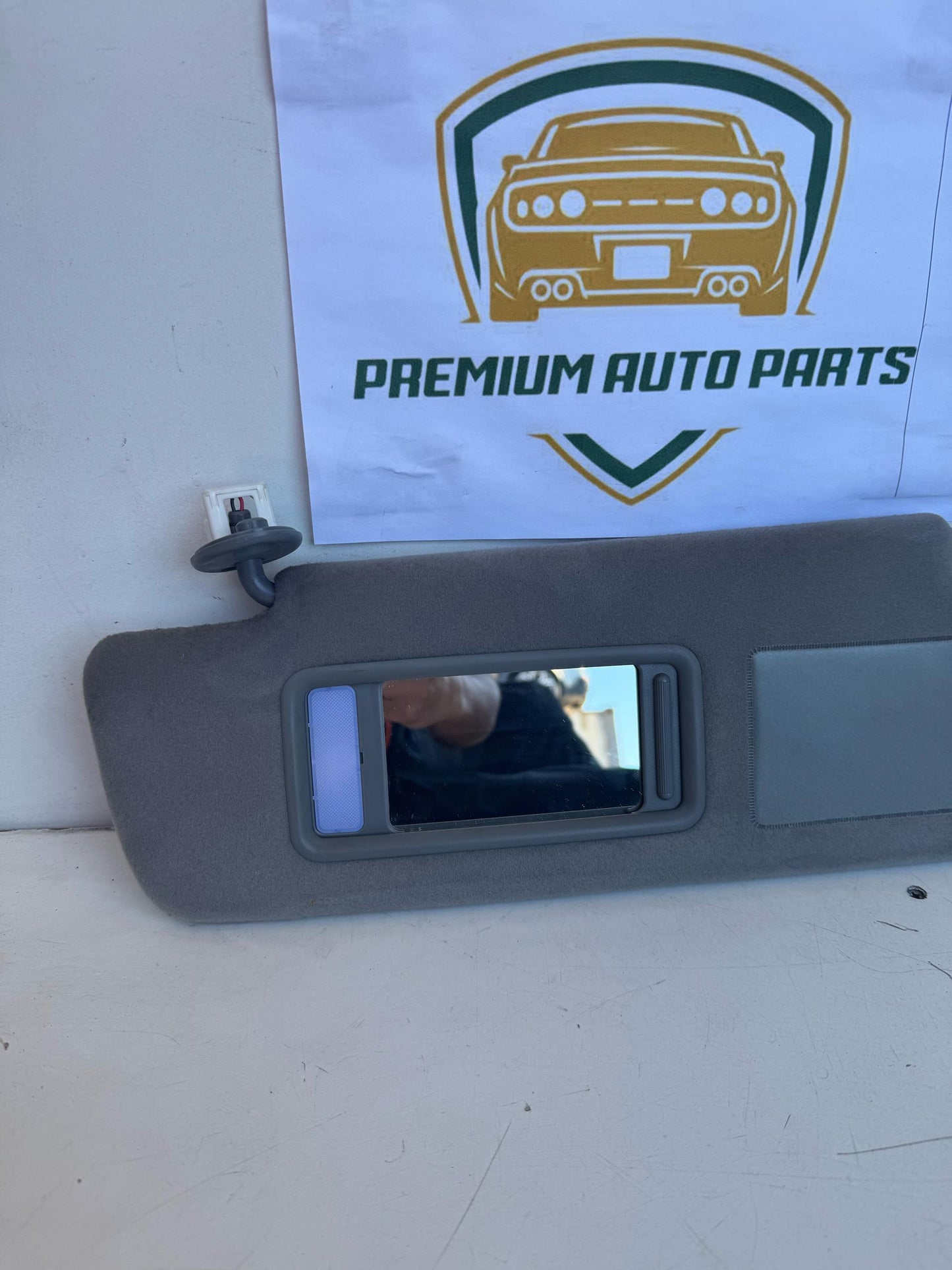2007 Toyota Land Cruiser Left Sun Visor