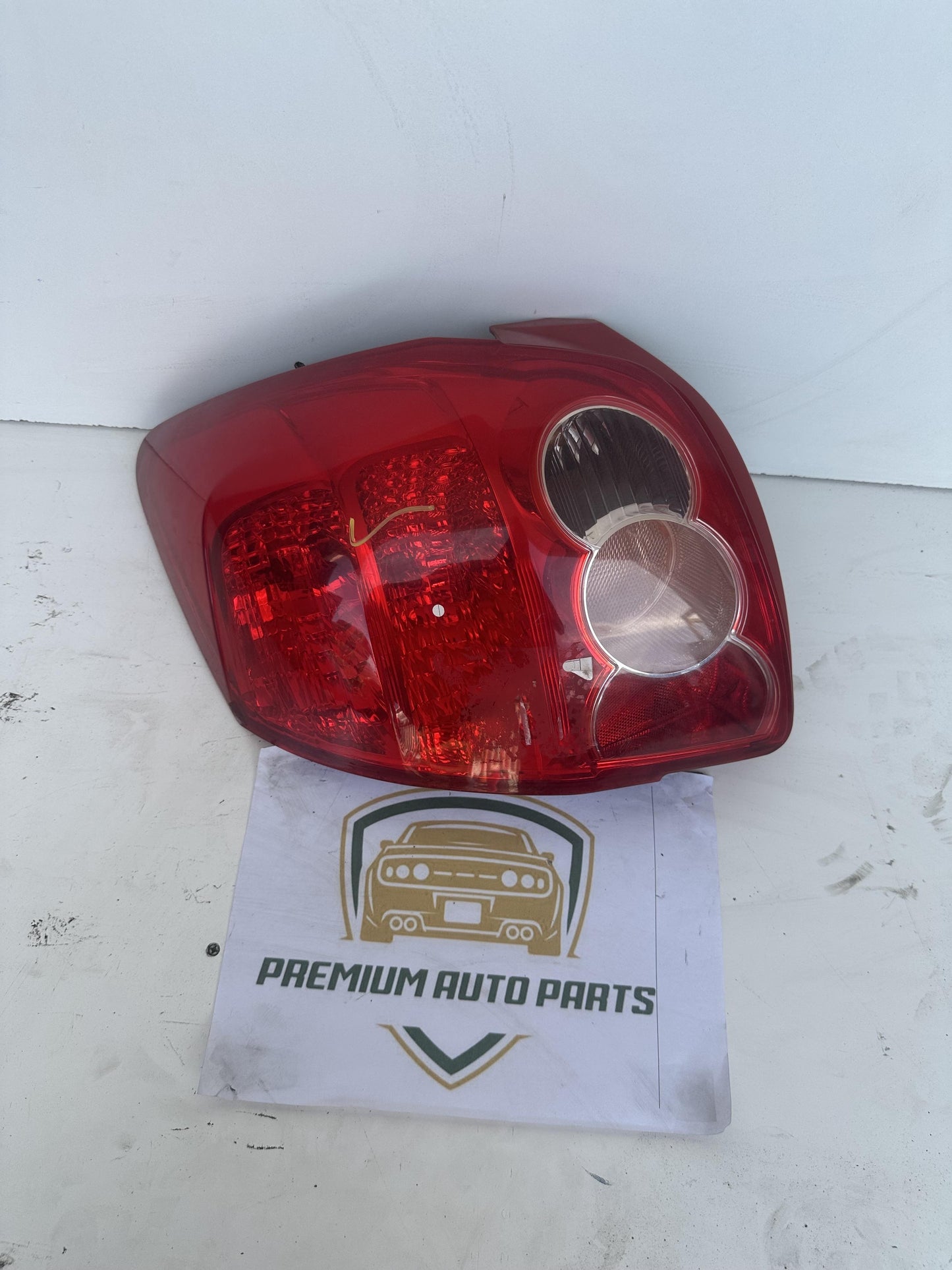 2007   Left Taillight