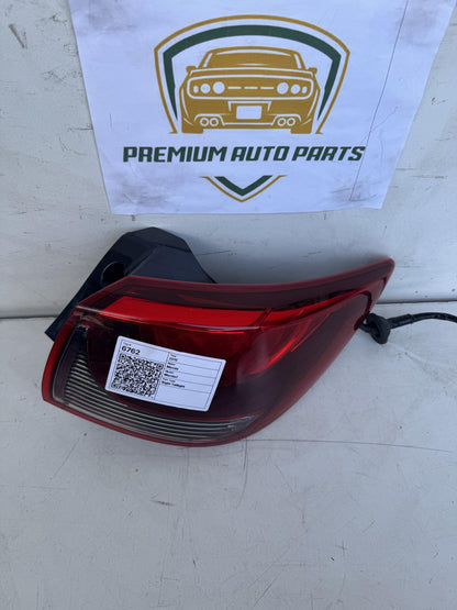 2015   Right Taillight