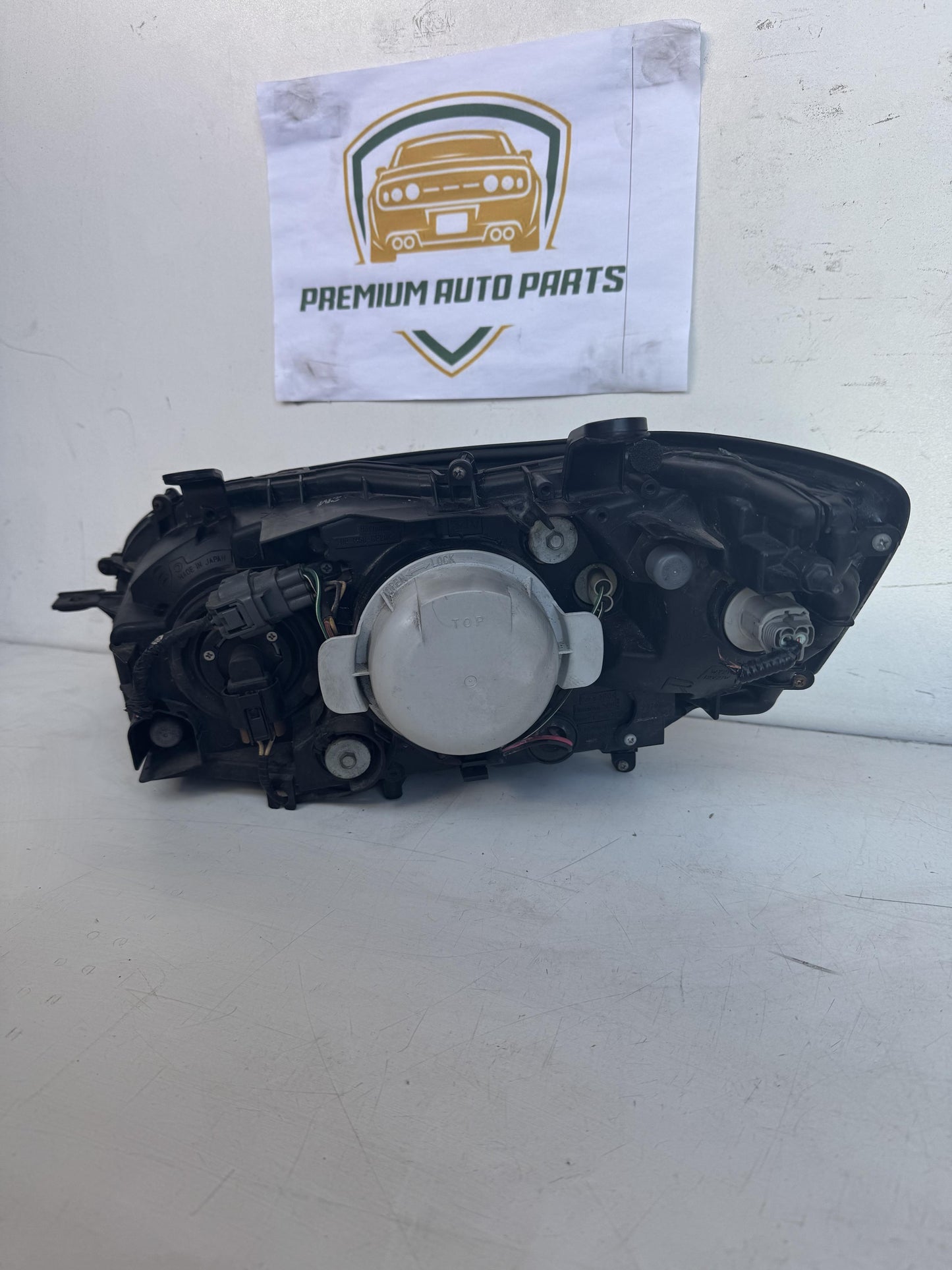 2006 Right Headlight