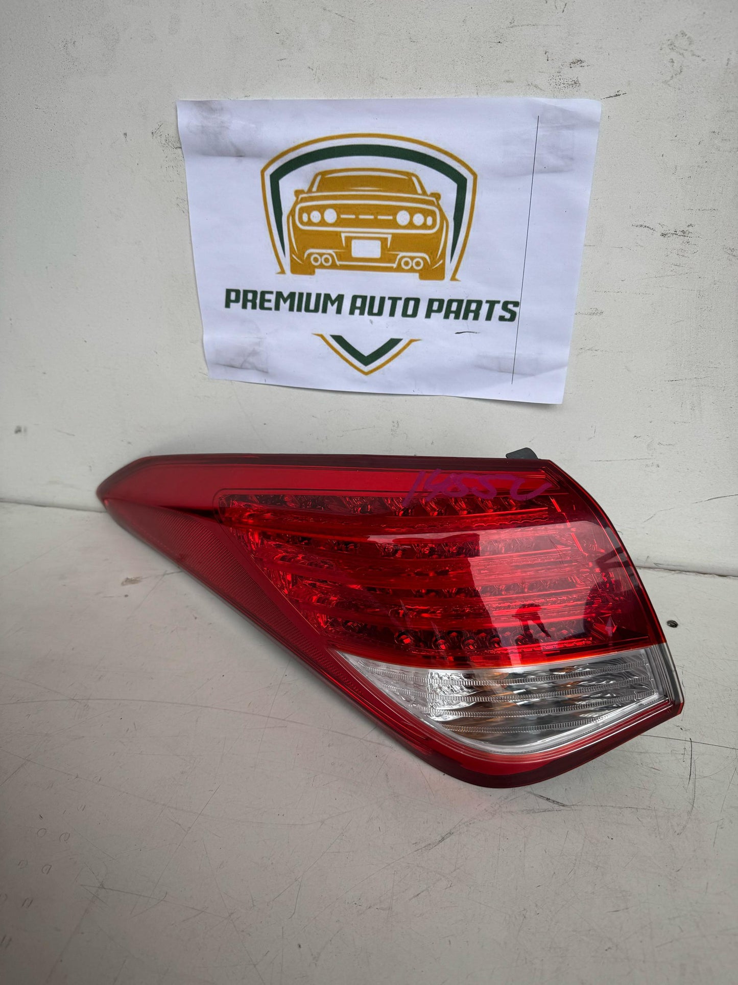 2013  VF Left Taillight