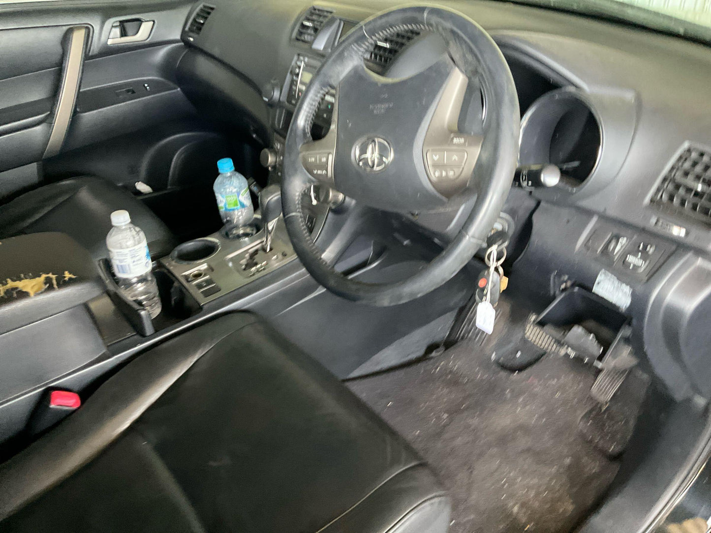 2010 Toyota Kluger  Station Wagon 
Toyota
Kluger