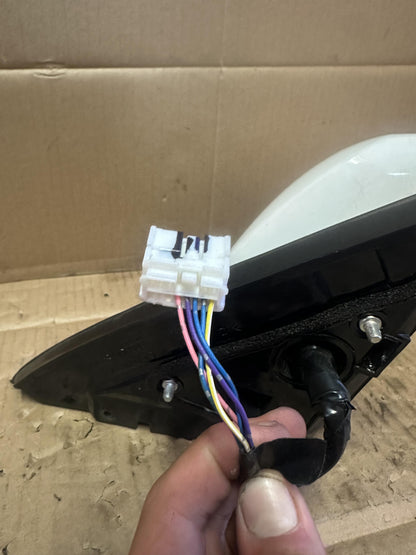 2005   Right Door Mirror