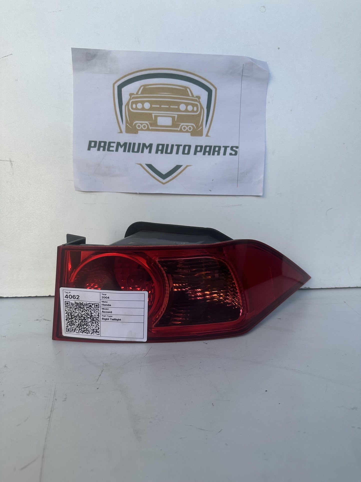 2004   Right Taillight