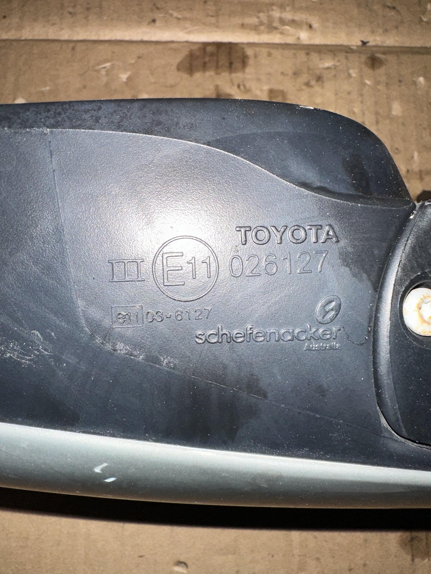 2008  XV40 Left Door Mirror