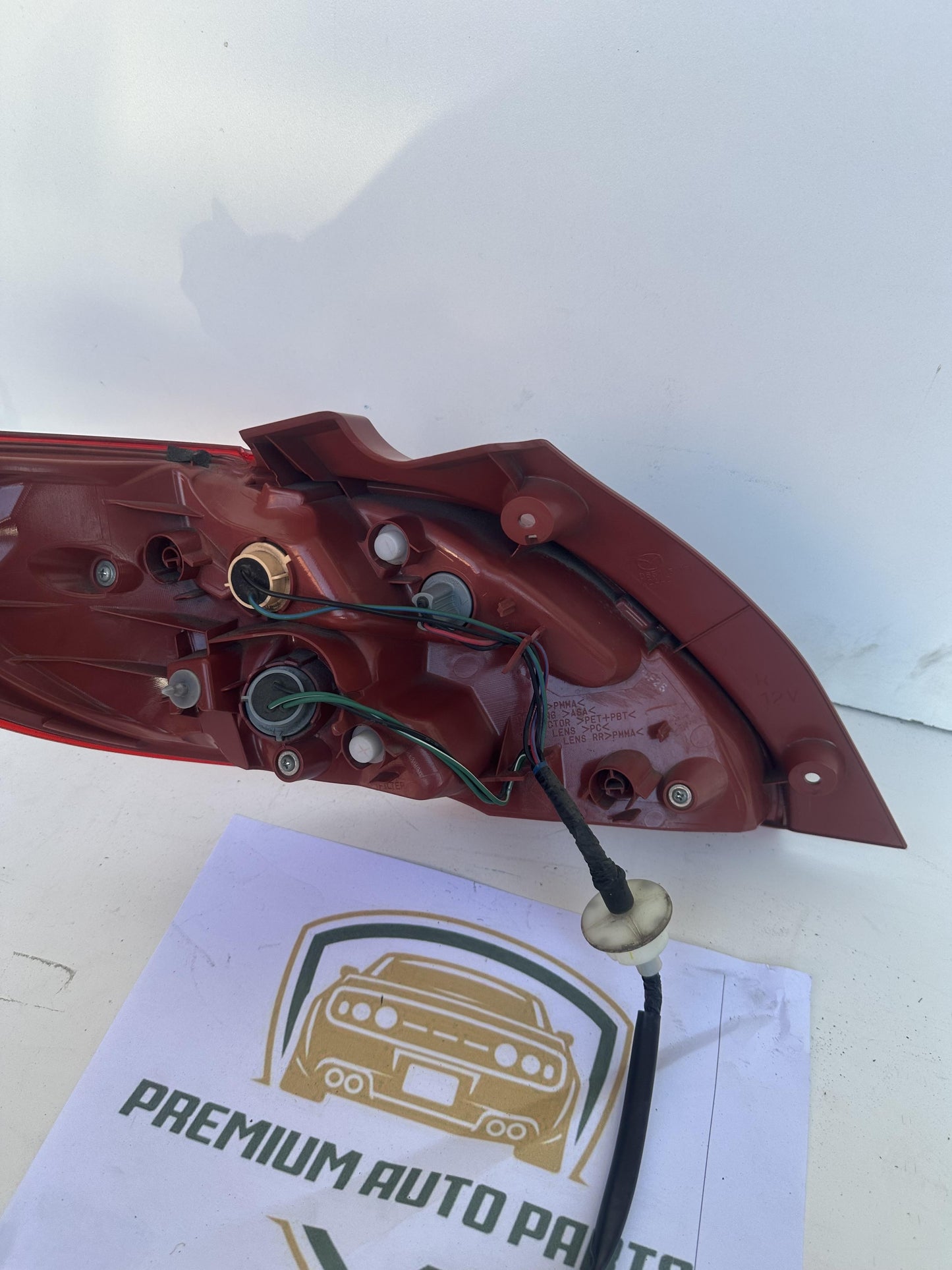 2013  II DE DH Right Taillight