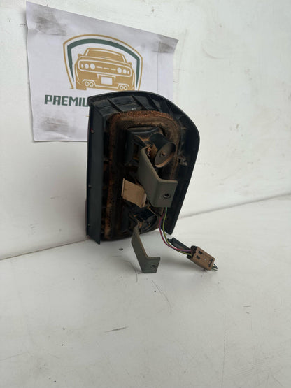 2010   Left Taillight