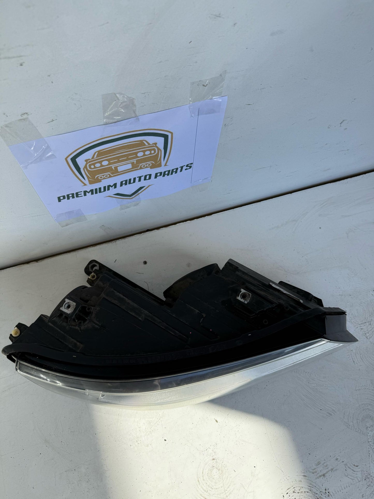 2012 Volkswagen Tiguan MK1 - 5N Right Headlight