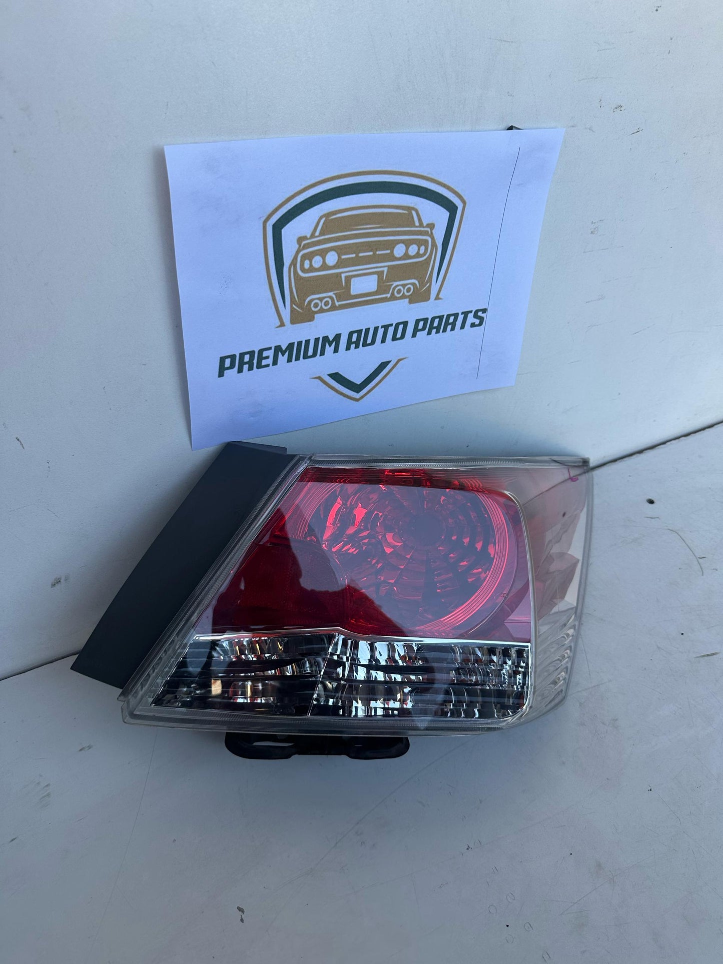 2009 Honda Accord Right Taillight