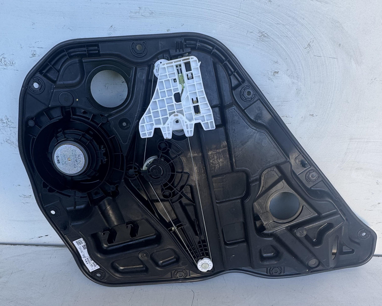 2022   Right Rear Window Regulator/Motor