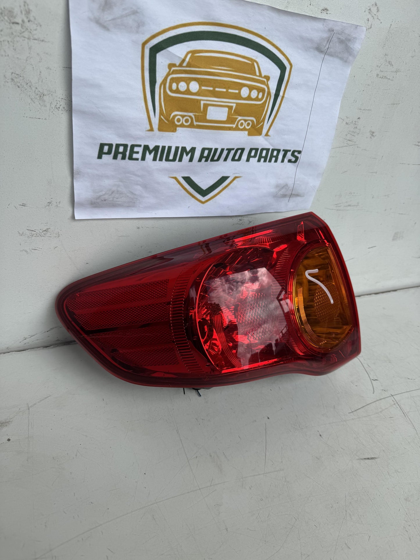 2008   Left Taillight