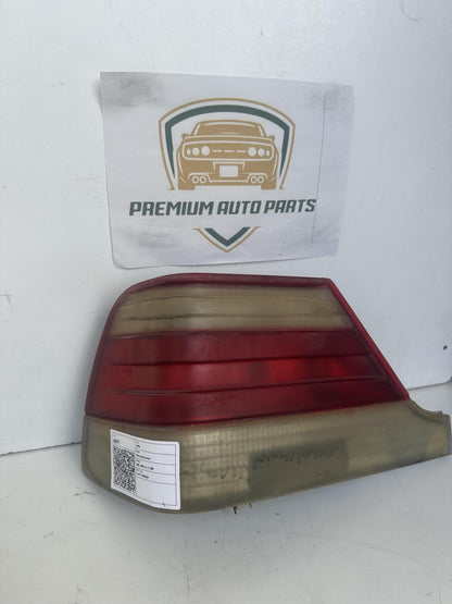 1996   Left Taillight