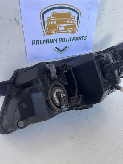 2014  JC Right Headlight