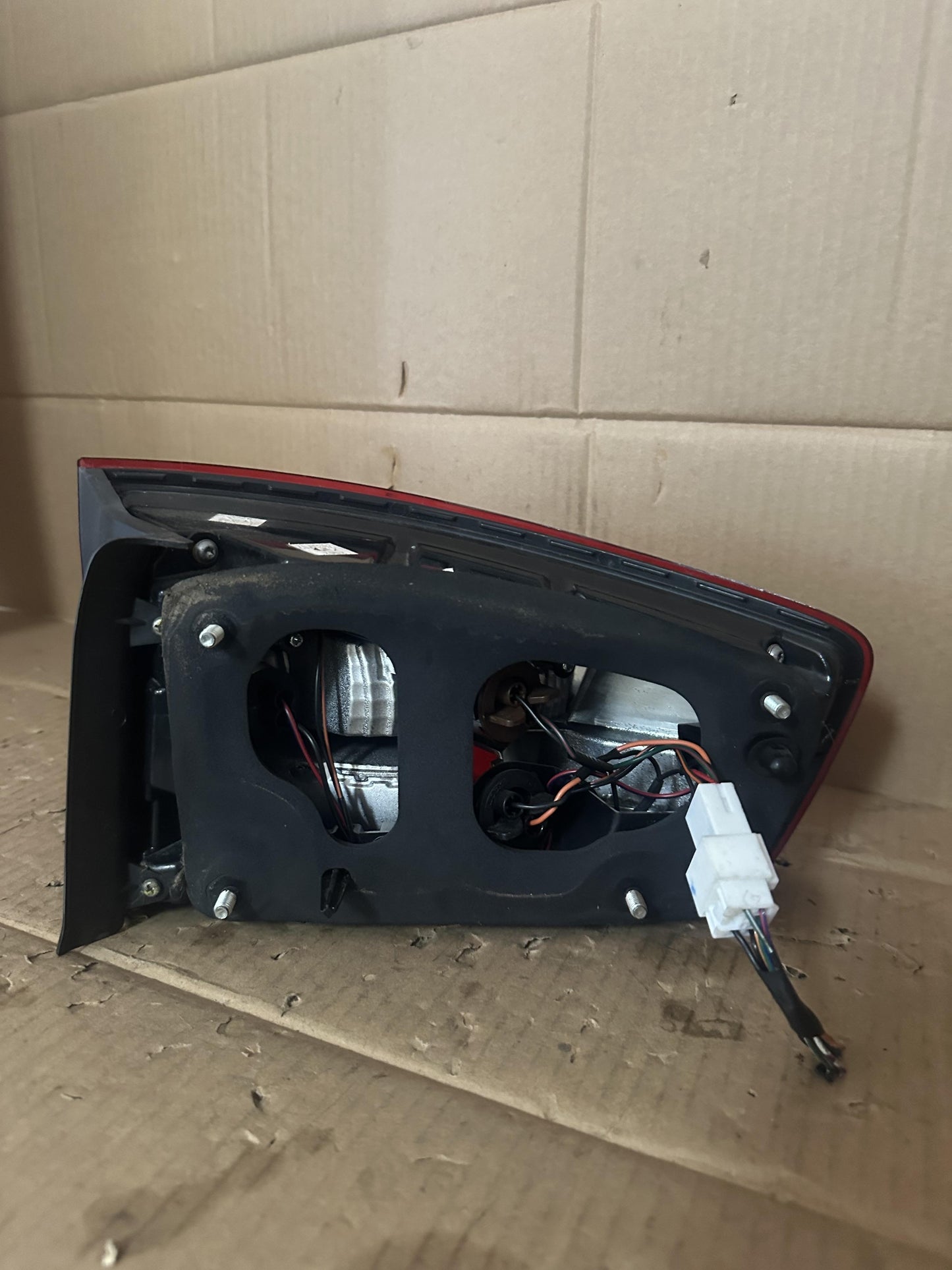 2014  CR Left Taillight