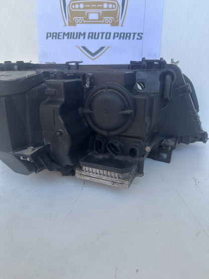 2004  E46 Right Headlight