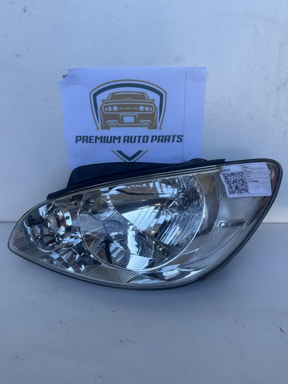 2006   Left Headlight