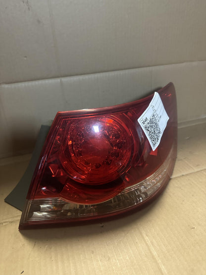 2008  V40 Right Taillight