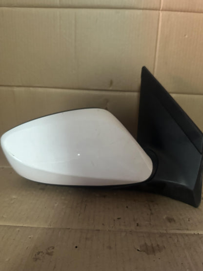 2014   Right Door Mirror