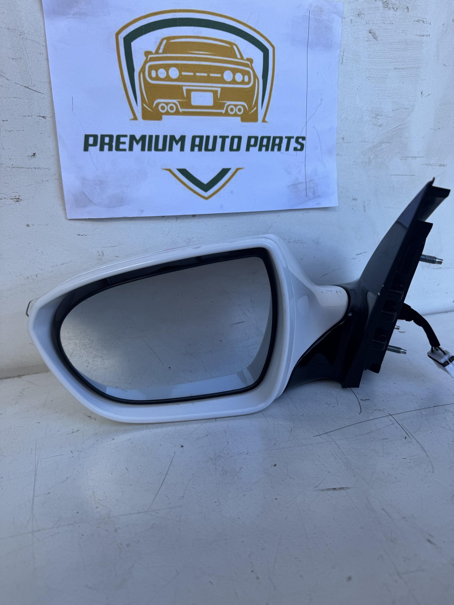 2017  VF Left Door Mirror